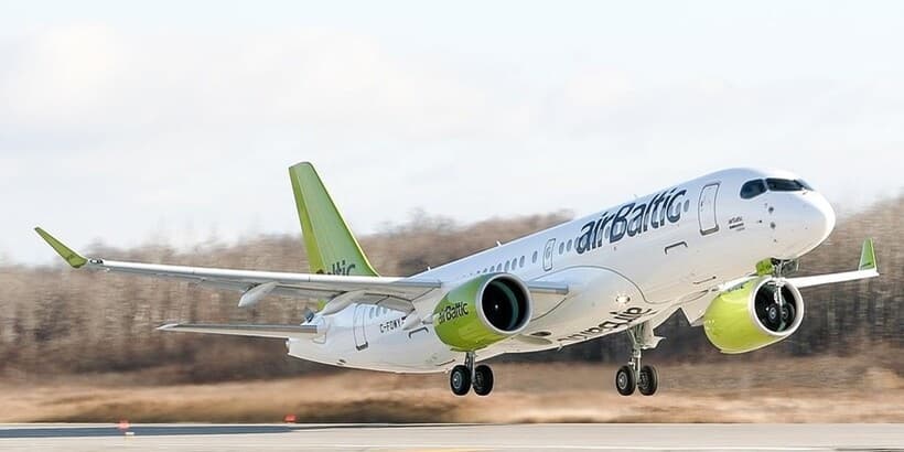 AirBaltic Airbus A220